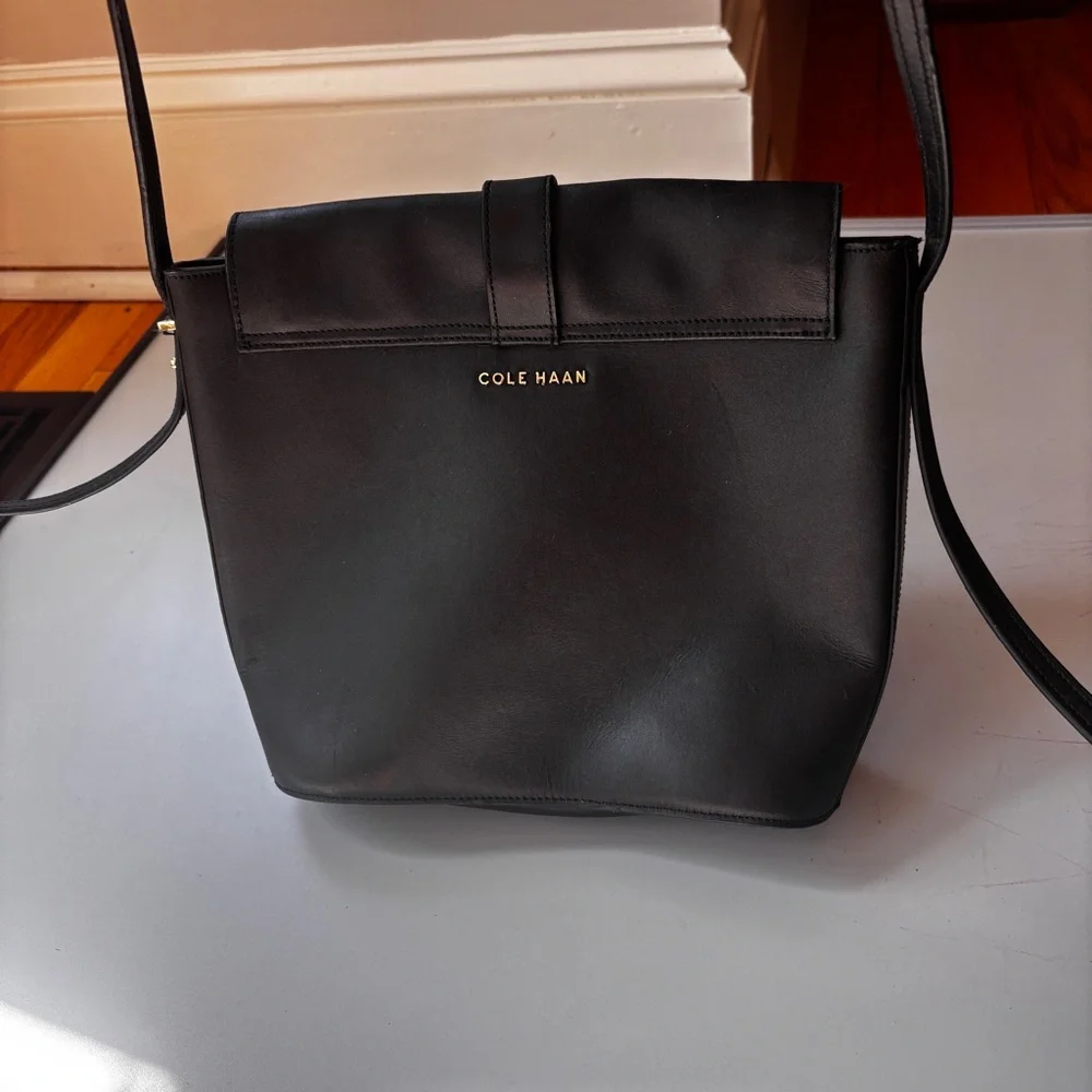 Cole Haan Vestry Saddle Bag in Black‎ Crossbody Leather Purse Gold Hardware